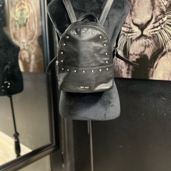 EUC- SUPER CUTE NINE WEST BLACK BACKPACK WITH SILVER STUDS - Picture 11 of 11